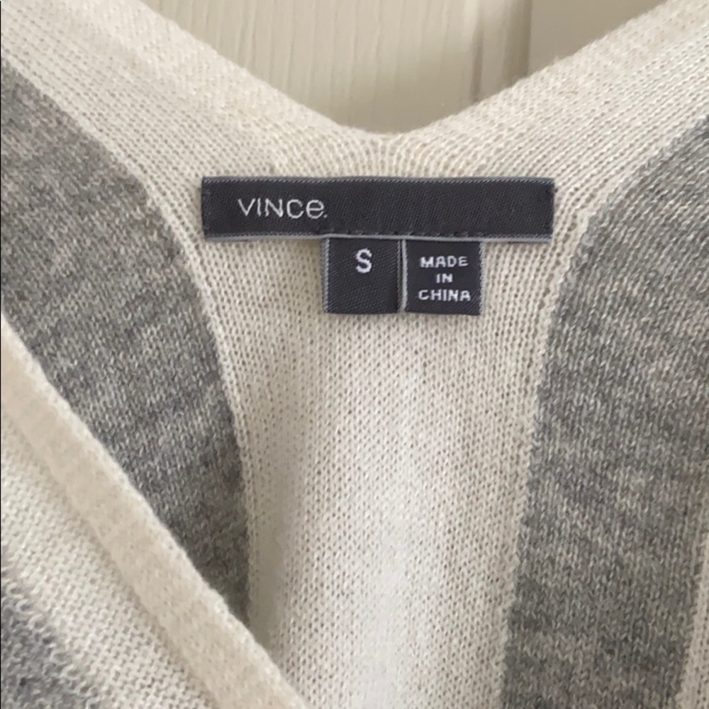 Vince cashmere sweater size S - Picture 2 of 5